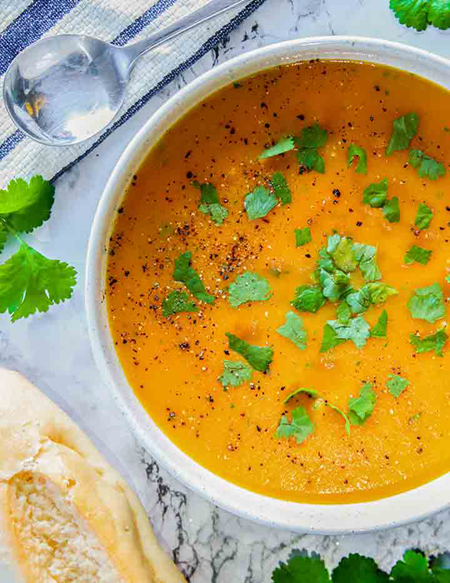 طرز تهیه‌ی سوپ لیمو و گشنیز؛ سوپ رژیمی و مقوی