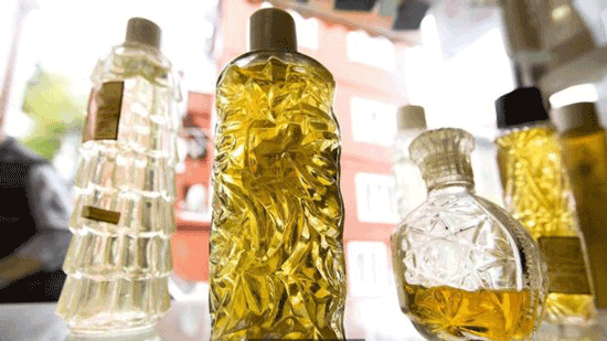 مبارزه با کرونا در ترکیه با عطر دوران عثمانی مبارزه با کرونا در ترکیه با عطر دوران عثمانی