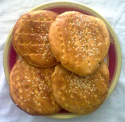 طرز تهیه نان فطیر؛ تجربه شیرین درست‌کردن نان در خانه