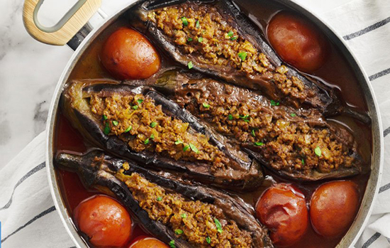 چطور بادمجان شکم‌پر درست کنیم؟
