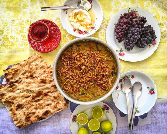 طرز تهیه آش شله‌قلمکار برای ماه رمضان؛ جذاب مثل آشپزی ایرانی