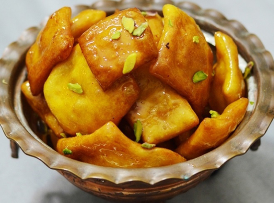 طرز تهیه شیرینی گوشفیل خانگی برای ماه رمضان