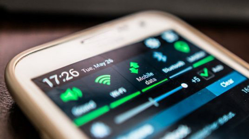 کاربران معترض به قیمت‌های اینترنت موبایل