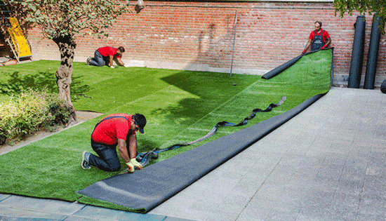 چمن مصنوعی چیست و در چه مواردی کاربرد دارد؟