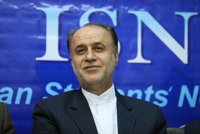 بازنشستگان غیرهیات علمی دانشگاه‌ها و موسسات علمی مشمول همسان‌سازی شوند