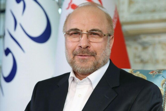 گفت وگوی زنده تلویزیونی قالیباف با موضوع تبیین بسته اقتصاد مردمی مجلس گفت وگوی زنده تلویزیونی قالیباف با موضوع تبیین بسته اقتصاد مردمی مجلس