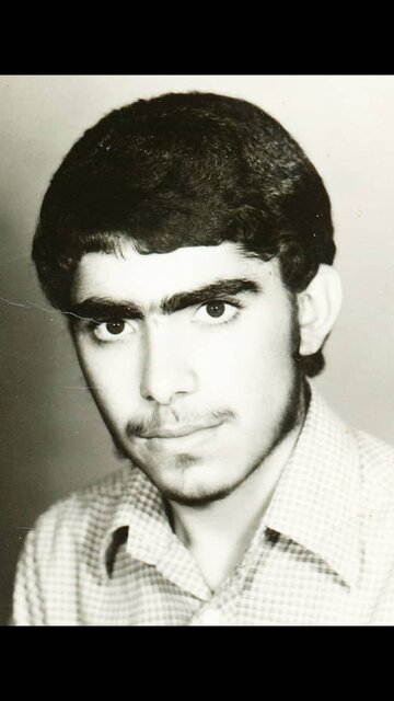 شهیدی که شهادت در کربلا را بر کرسی پزشکی ترجیح داد شهیدی که شهادت در کربلا را بر کرسی پزشکی ترجیح داد