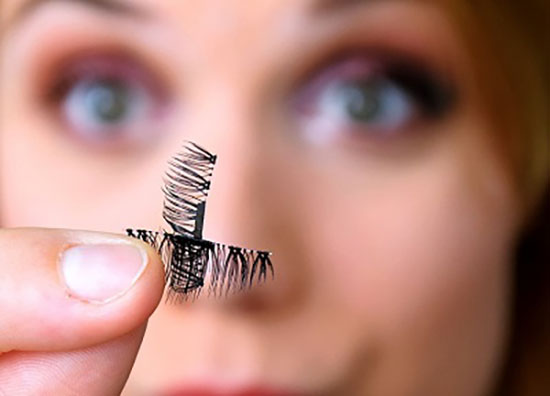 آیا ریمل موجب از دست دادن مژه می‌شود؟
