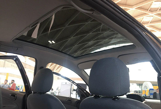 پژو ۲۰۷ پانوراما؛ خودرو سقف شیشه‌ای چقدر قیمت می‌خورد؟