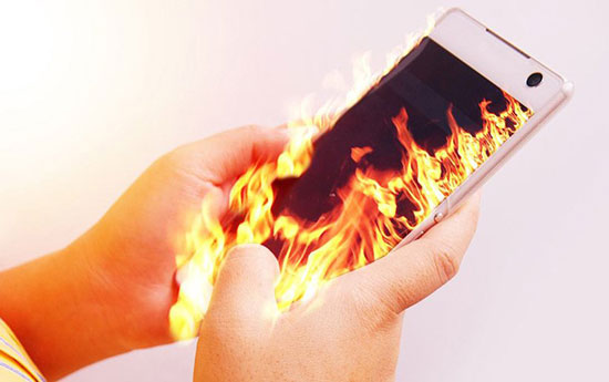 راهنمای جامع عوامل تاثیرگذار بر عمر باتری گوشی راهنمای جامع عوامل تاثیرگذار بر عمر باتری گوشی