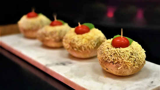طرز تهیه‌ی دلمه قارچ با مرغ؛ سرشار از پروتئین