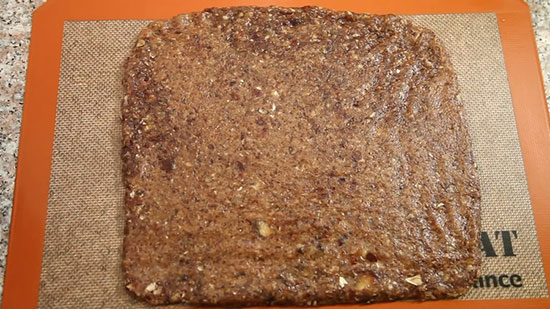 طرز تهیه‌ی رنگینک رولتی؛ ساده و مجلسی