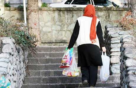 شغل: زنِ خانه‌دار، مهارت: مهر و ماه، سرنوشت: انزوا