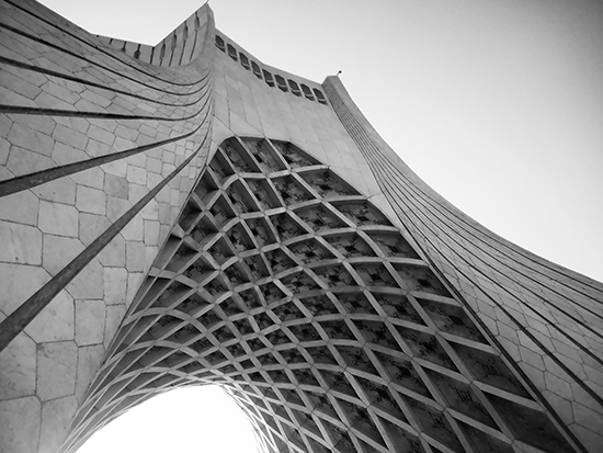 آزادی چطور در غرب تهران نشست