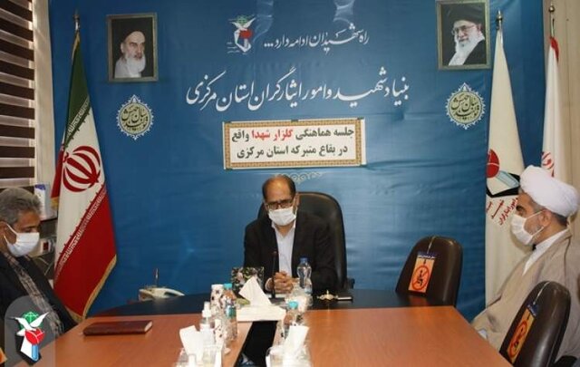 مزارهای مطهر شهدا یکی از قطبهای فرهنگی با تاثیر معنوی محسوب میشوند مزارهای مطهر شهدا یکی از قطبهای فرهنگی با تاثیر معنوی محسوب میشوند