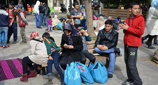 گلایه افغان‌های ایران؛ تبعیض ممتد از مترو تا مسجد