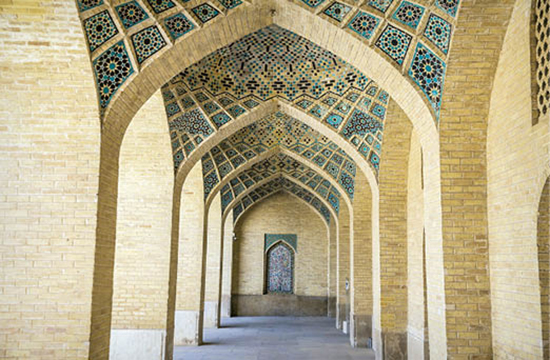 مسجد صورتی، شاهکار معماری