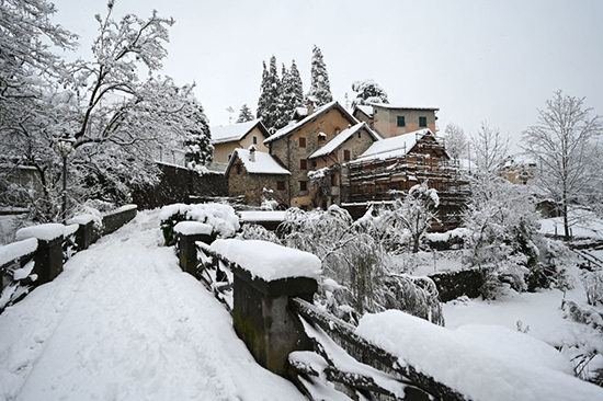 تصاویری از اولین برف زمستانی در نقاط مختلف جهان تصاویری از اولین برف زمستانی در نقاط مختلف جهان
