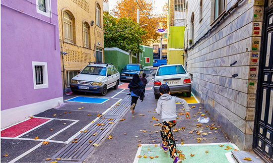 گشتی در رنگیترین کوچه تهران گشتی در رنگیترین کوچه تهران