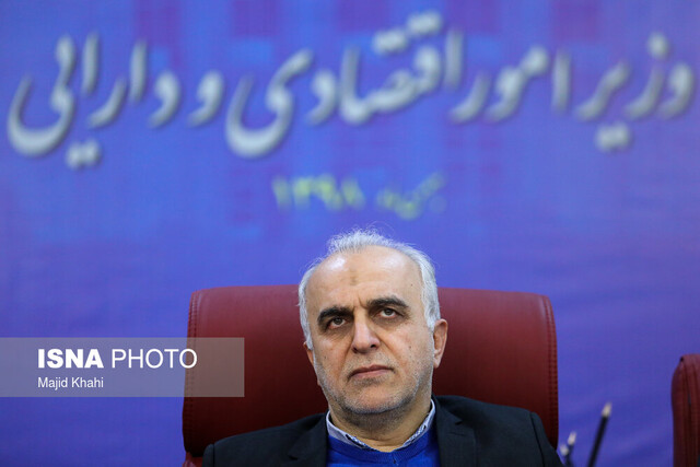 تاکید وزیر اقتصاد برای کمک به طرحهای اشتغالزا تاکید وزیر اقتصاد برای کمک به طرحهای اشتغالزا