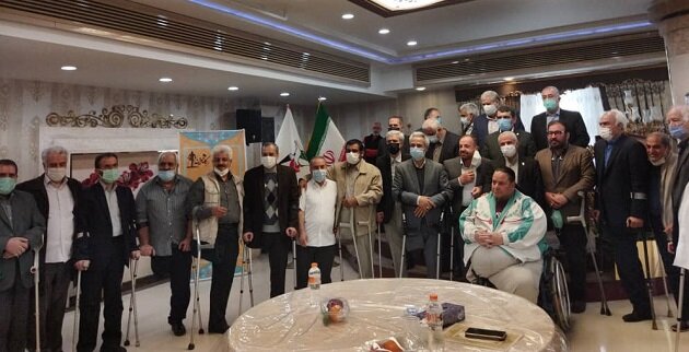 تقدیر رییس بنیاد شهید و امور ایثارگران از جانبازان کانادین تقدیر رییس بنیاد شهید و امور ایثارگران از جانبازان کانادین