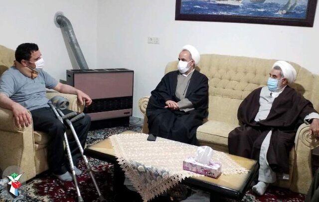 دیدار مدیرکل بنیاد شهید و امور ایثارگران مازندران با جانباز «هانی آقاجانی» دیدار مدیرکل بنیاد شهید و امور ایثارگران مازندران با جانباز «هانی آقاجانی»