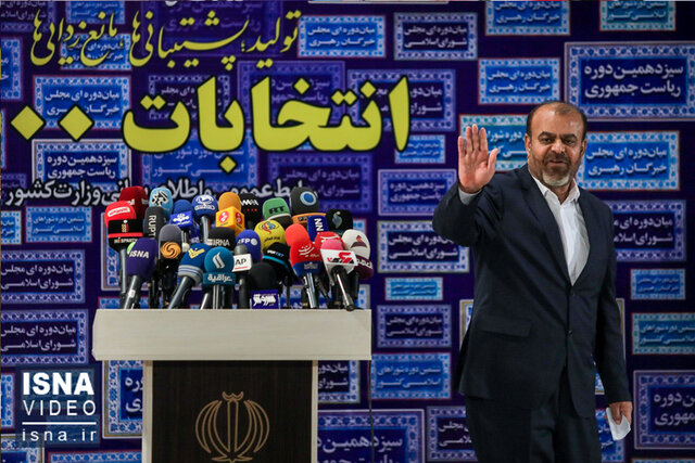 رستم قاسمی از رقابت‌های انتخاباتی کناره‌گیری کرد